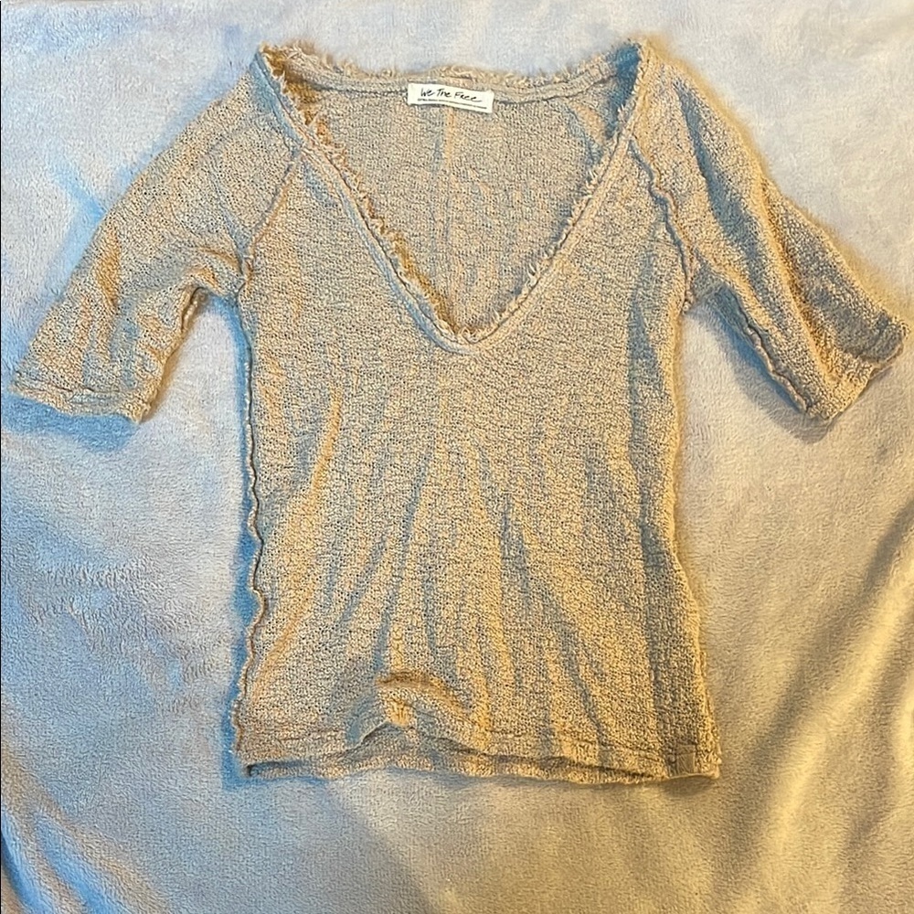 We The Free Cream Fitted Textured Deep V 3/4 Sleeve Knit Top